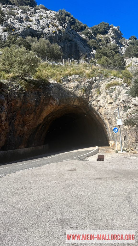 Tunnel entlang der Ma-10