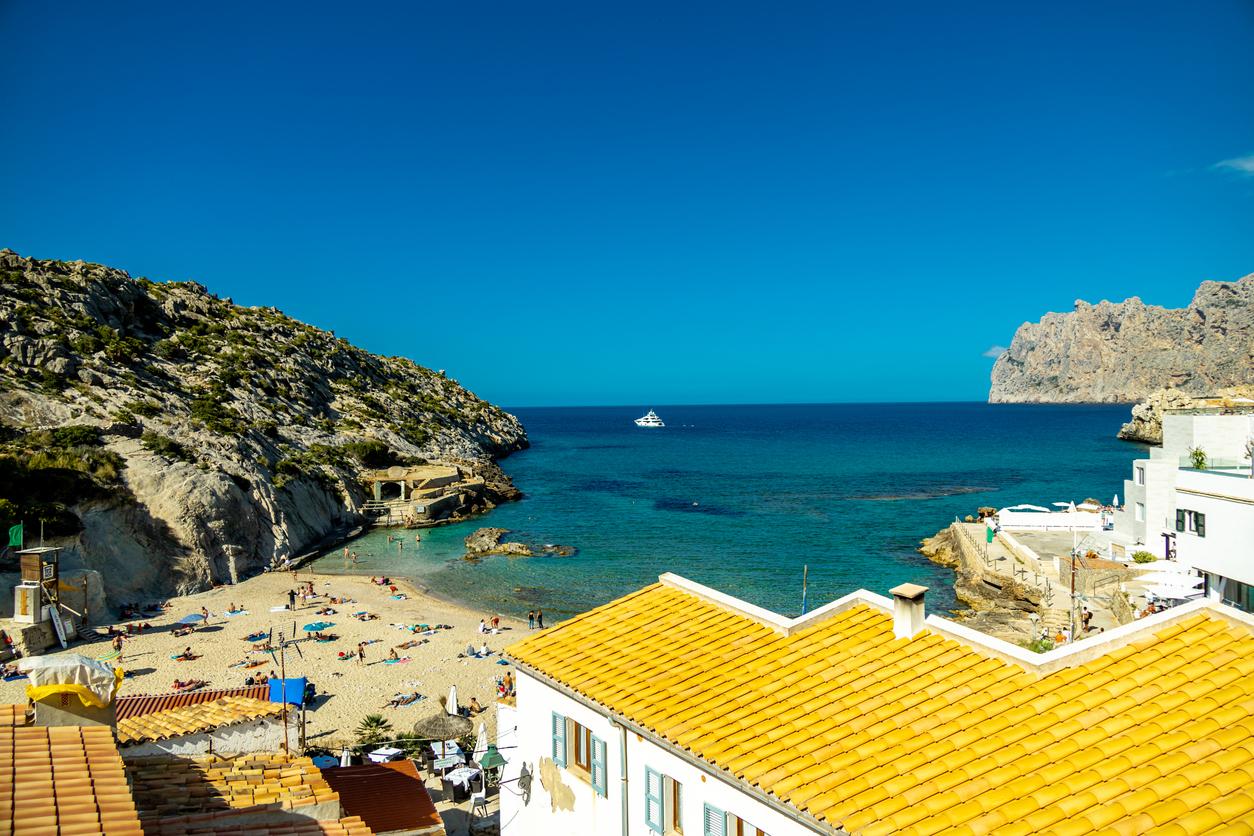 Cala Sant Vicenç – kleine Buchten, türkisfarbenes Wasser und viel Ruhe am Rand der Tramuntana
