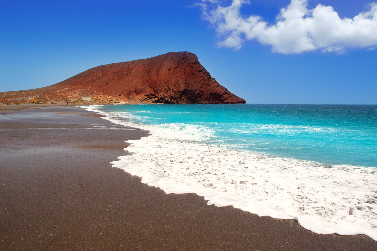 Die schönsten Strände auf Teneriffa – von goldgelb bis tiefschwarz