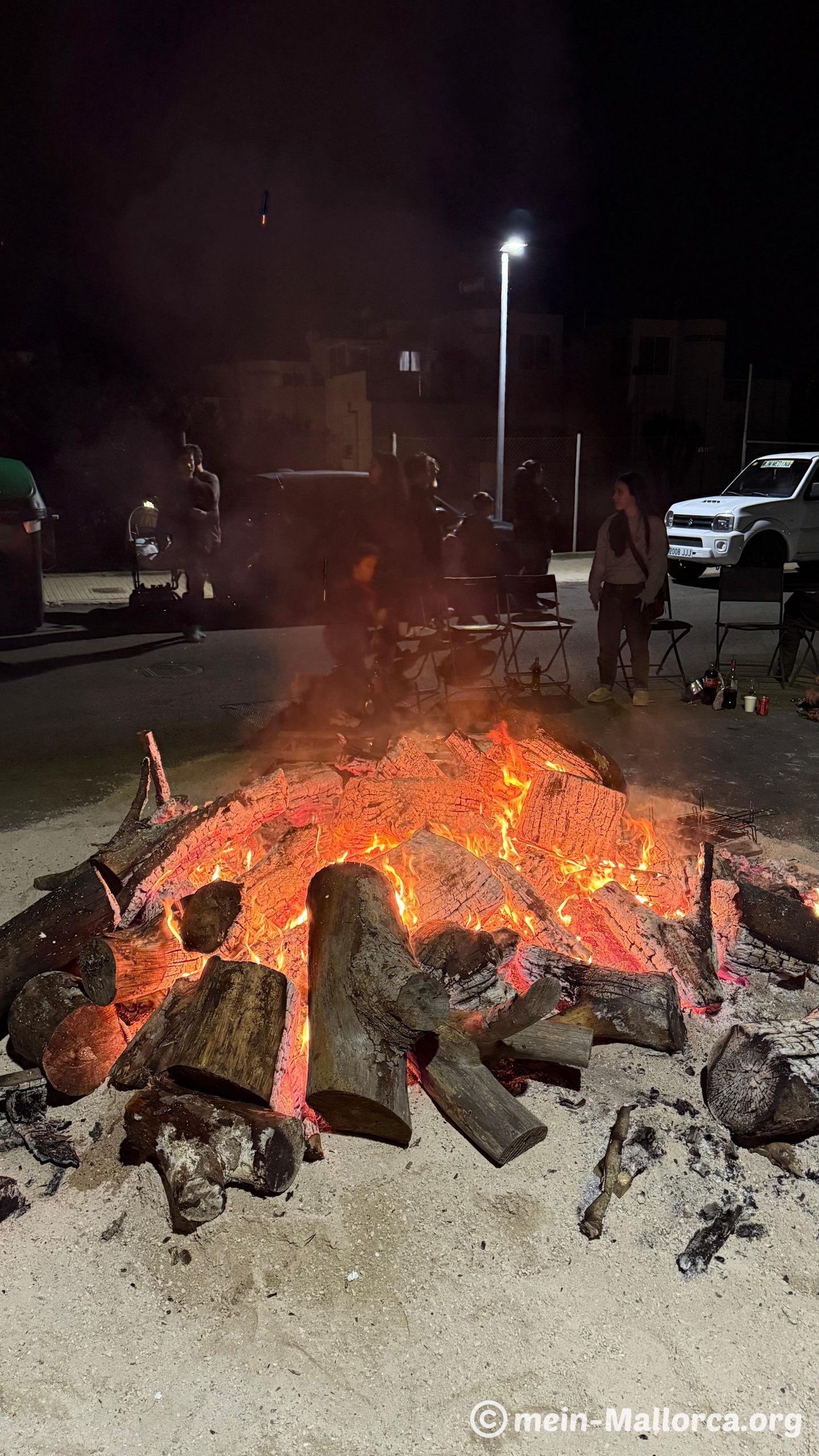 Sant Antoni auf Mallorca: Feuer, Feste und Winterabende, die du nie vergisst