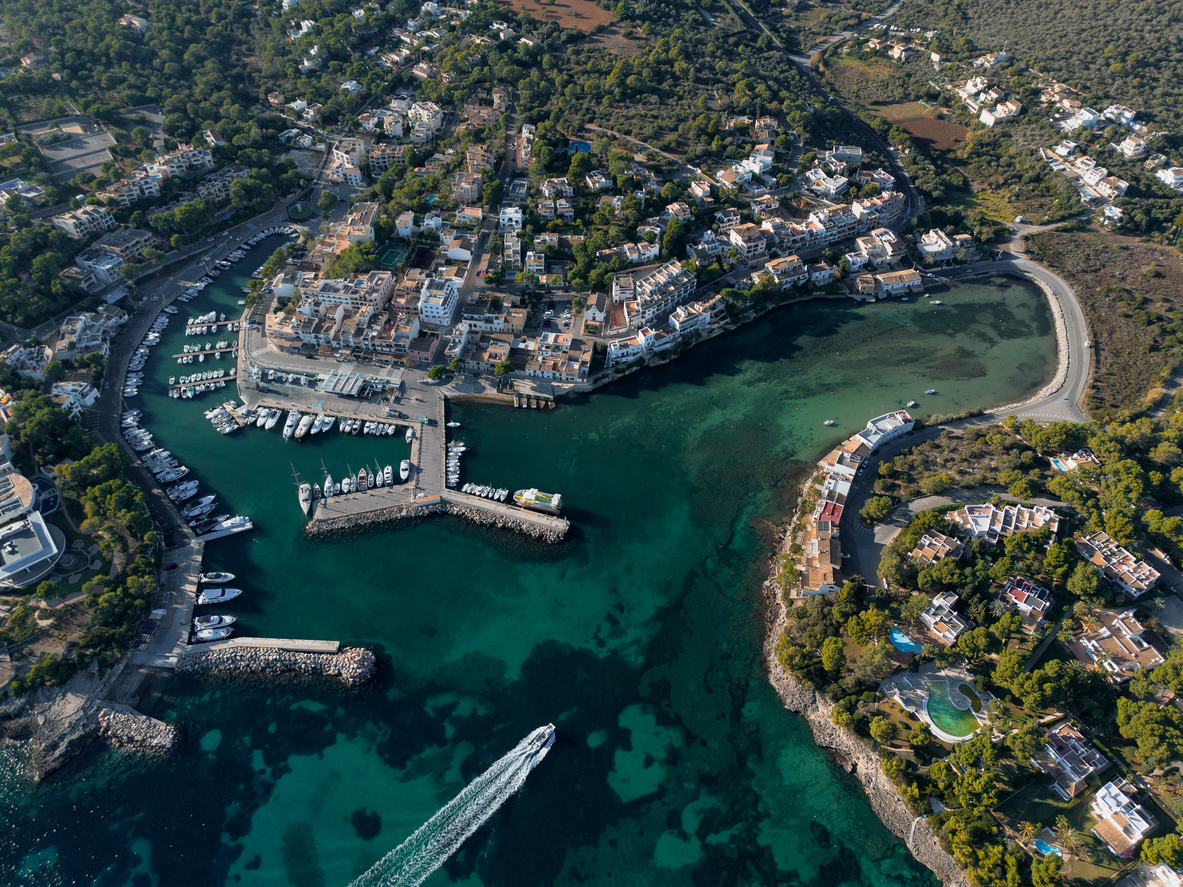 Portopetro: Kleiner Hafen, türkisblaues Wasser und entspanntes Mallorca-Gefühl
