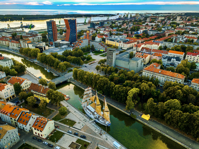 Die Stadt Klaipėda empfängt dich mit  maritimer Atmosphäre und einer Fachwerk-Altstadt