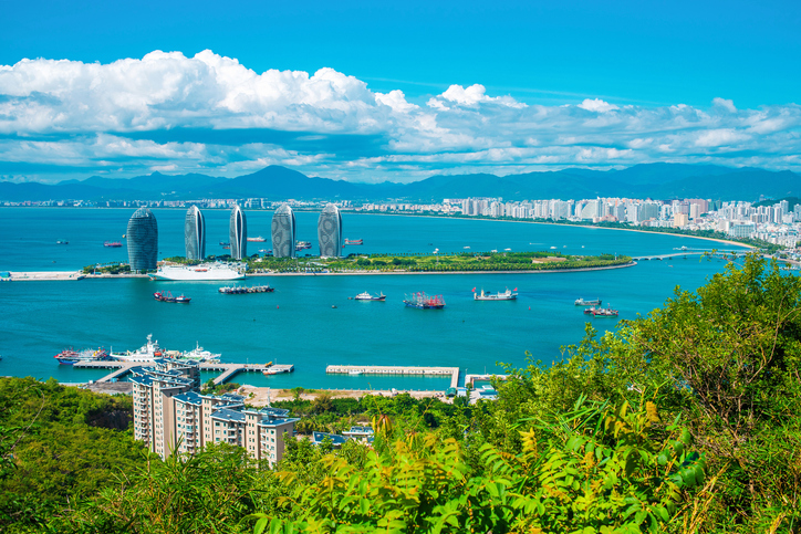 Hainan: Chinas sonnige Insel mit Strand, Natur und entspannten Momenten