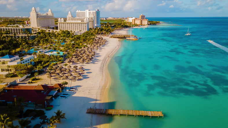 Aruba: Warum die Insel perfekt für einen traumhaften Badeurlaub ist
