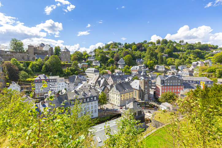 Monschau – wo charmante Altstadt und Eifellandschaft direkt aufeinandertreffen